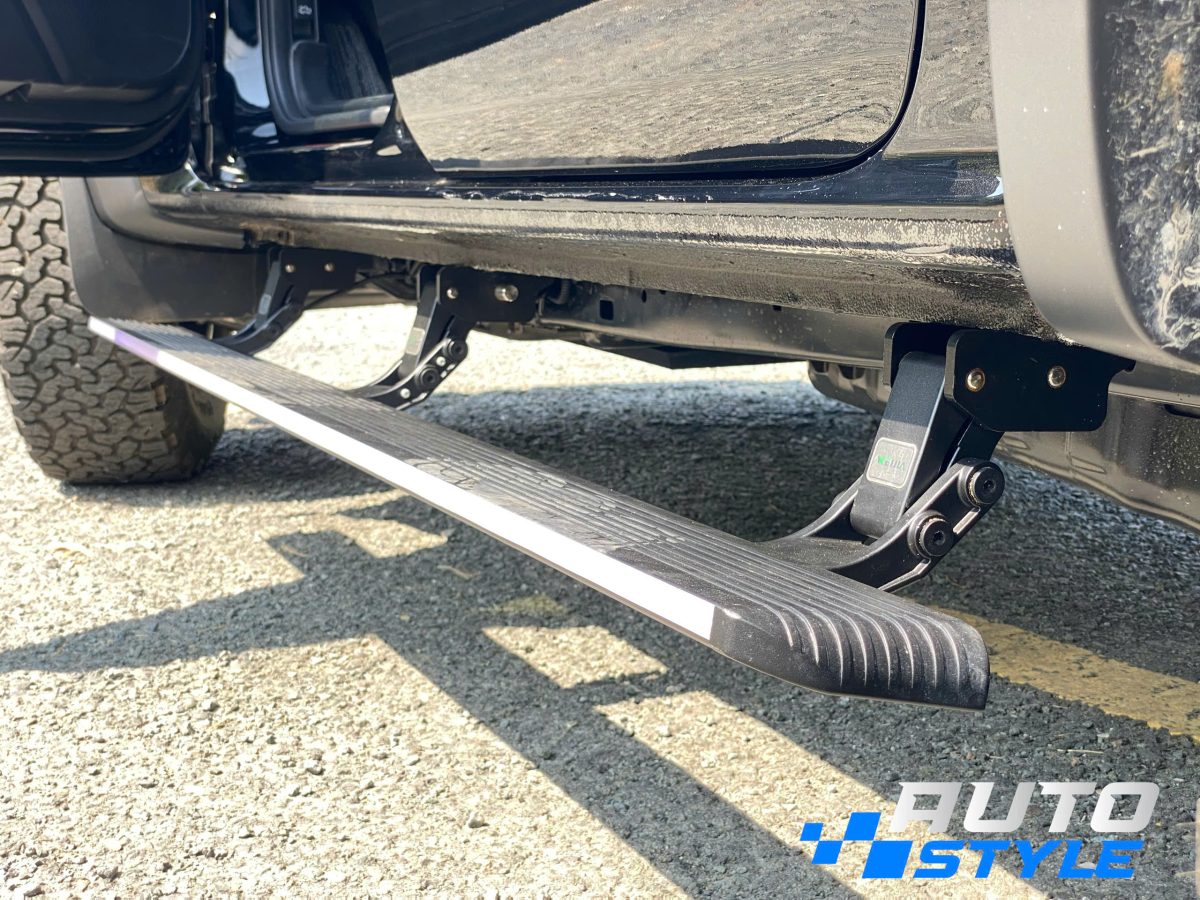 Bệ Bước Điện Tự Động Có Đèn Led Cho Ford Everest - Giá 21Tr - Hình ảnh 3
