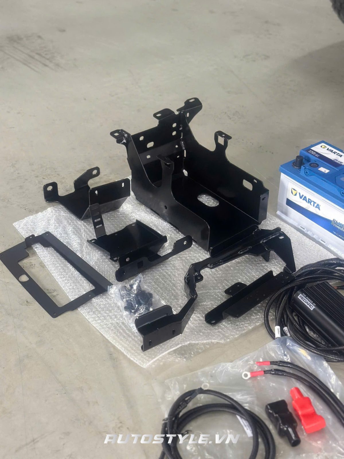 Cụm Chi Tiết Lắp Bình Ắc Quy Phụ Cho Xe Ford – Giá Chỉ 21Tr5 - Hình ảnh 3
