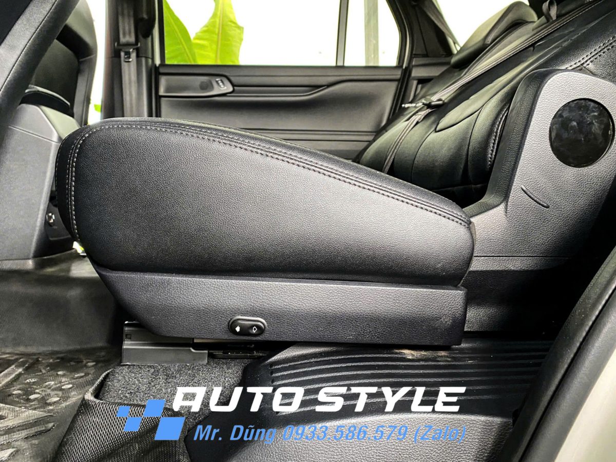 Ngã Lưng Ghế Hàng 2 Chỉnh Điện Xe Ford Everest - Hình ảnh 4