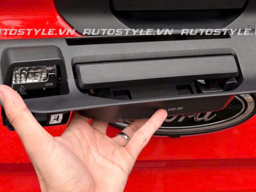 Tay mở bửng Xe Ford Có Đèn  - Giá Chỉ 3Tr8 Tại Auto Style
