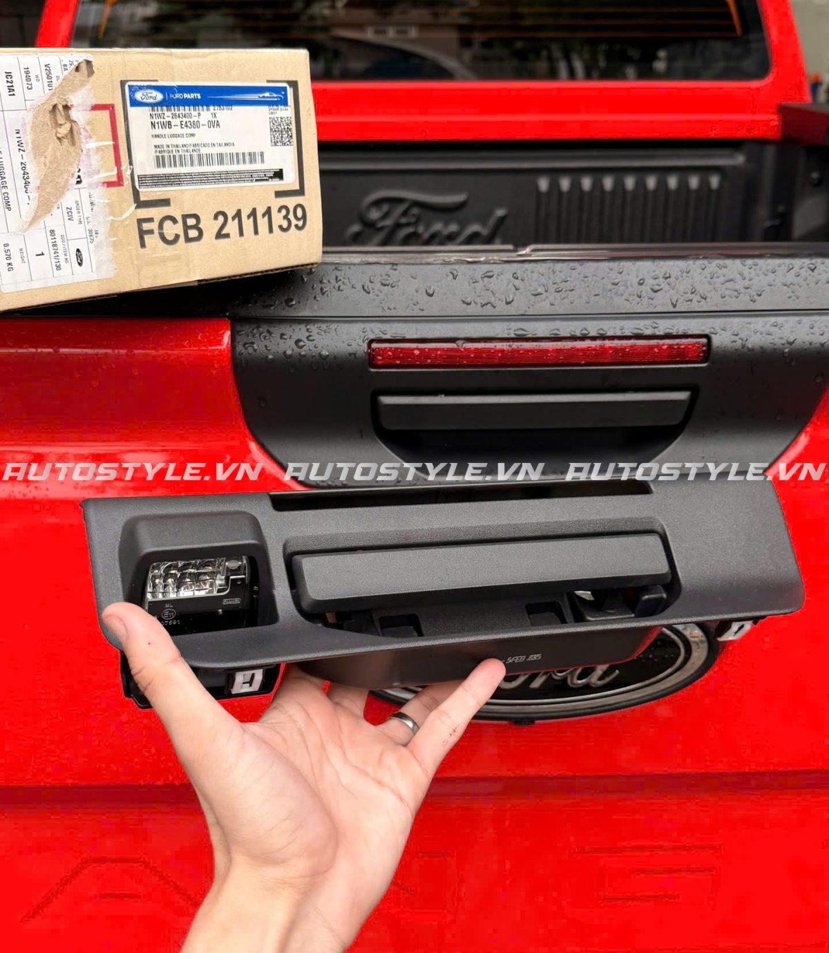 Tay mở bửng Xe Ford Có Đèn  - Giá Chỉ 3Tr8 Tại Auto Style - Hình ảnh 2