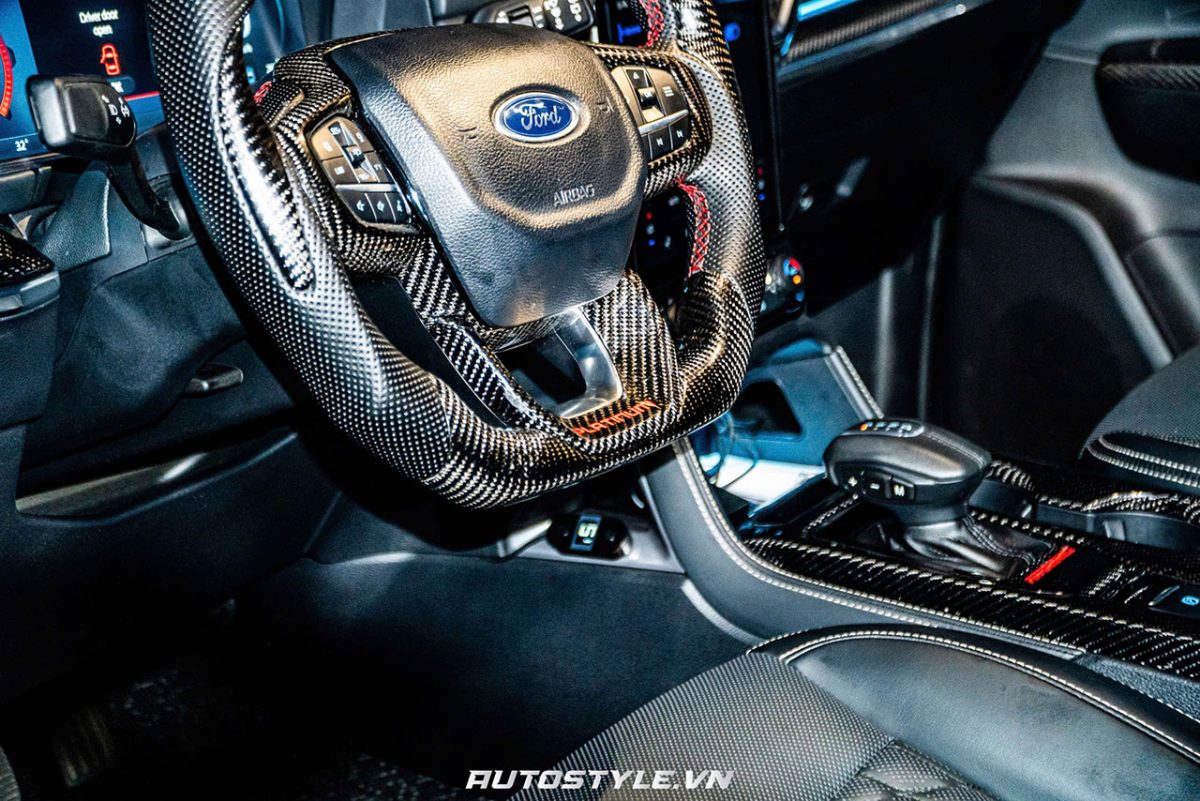 Bộ Ốp Nội Thất Carbon Fiber Xe Everest - Đẳng Cấp Khoang Lái