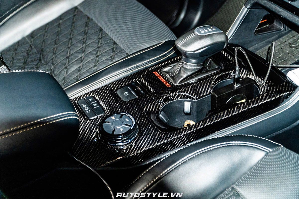 Bộ Ốp Nội Thất Carbon Fiber Xe Everest - Đẳng Cấp Khoang Lái