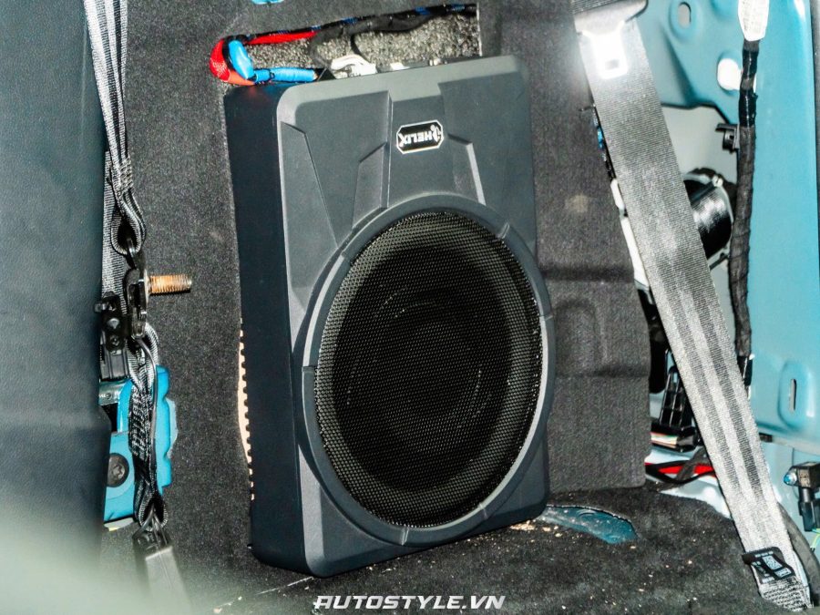 Sub Điện Helix U10A Cho Xe Ford Raptor - Trải Nghiệm Bass Sâu Đậm Chất