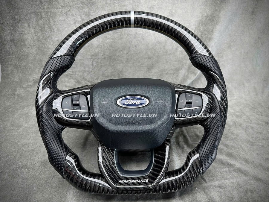 Vô Lăng D-Cut Carbon Fiber Cho Xe Ford