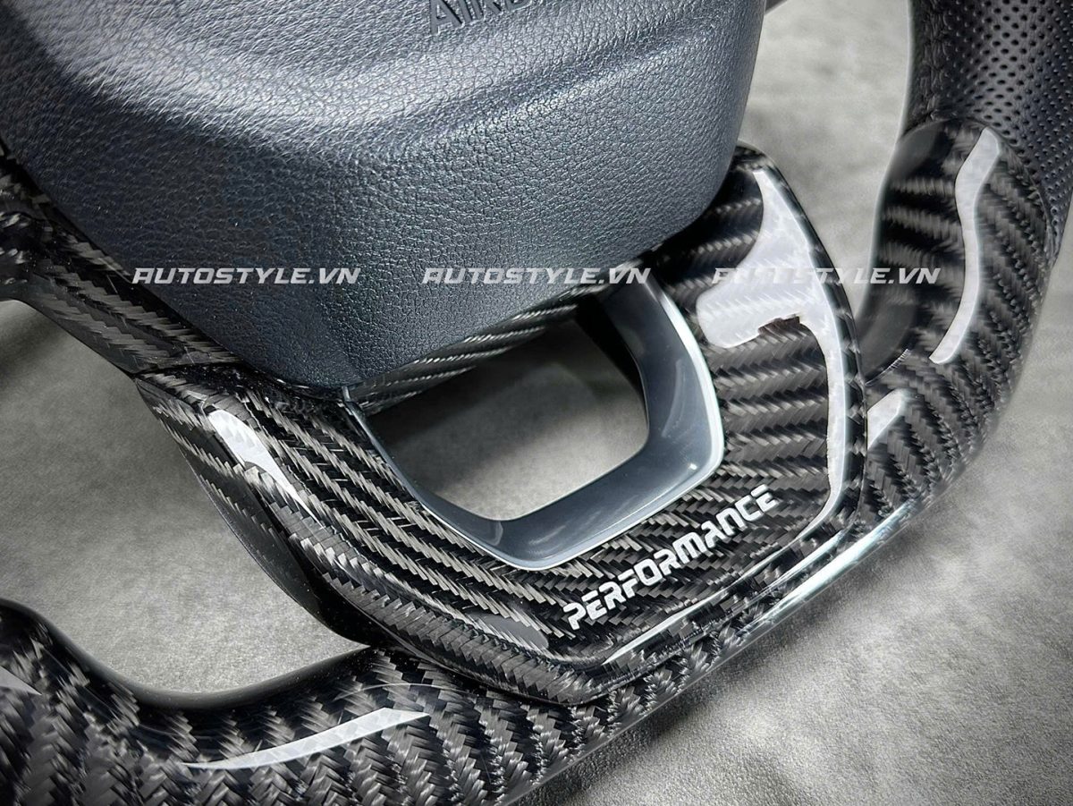 Vô Lăng D-Cut Carbon Fiber Cho Xe Ford