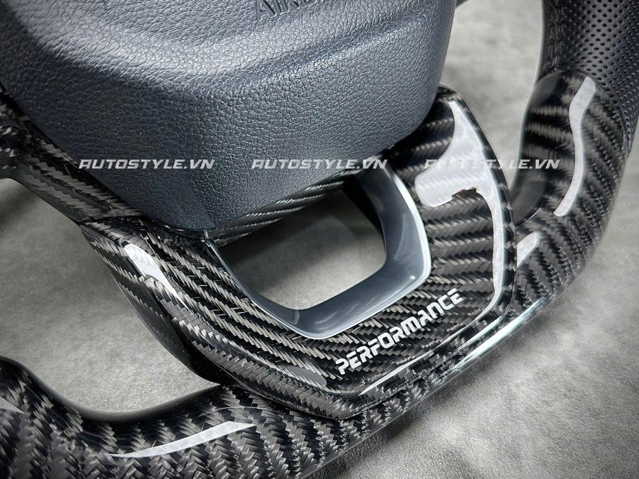 Vô Lăng D-Cut Carbon Fiber Cho Xe Ford