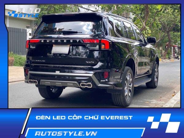 Đèn LED Cốp Chữ Everest – Tăng Thẩm Mỹ Và An Toàn Cho Xe Ford Everest