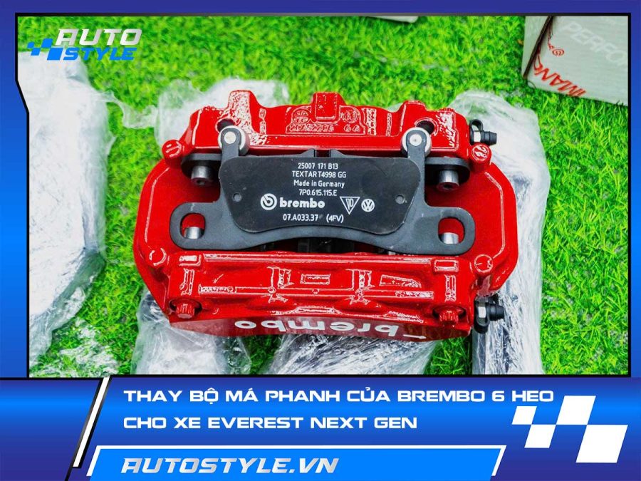 Thay bộ má phanh Của Brembo 6 heo Cho Xe Everest Next Gen