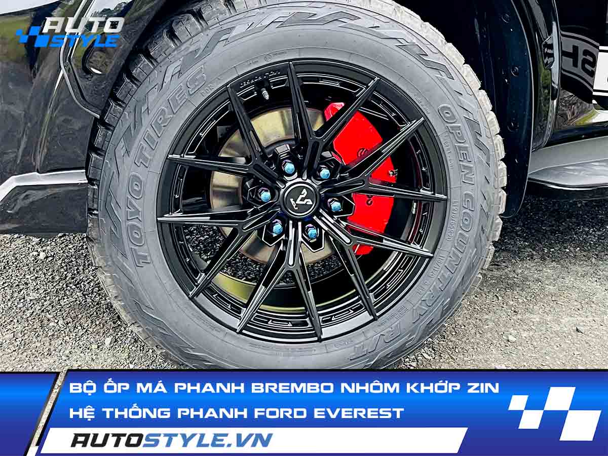 Bộ Ốp Má Phanh Brembo Nhôm Khớp Zin Hệ Thống Phanh Ford Everest