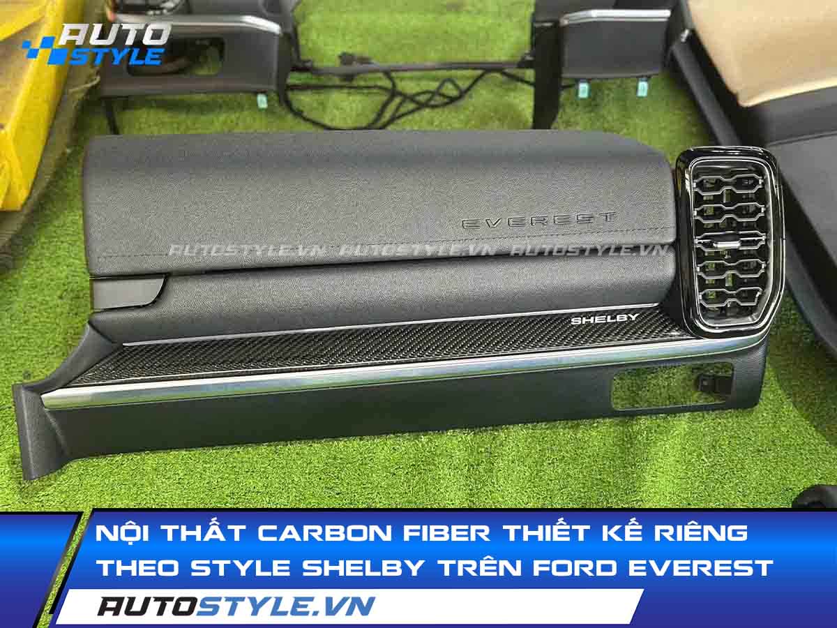 Nội Thất Carbon Fiber Thiết Kế Riêng Theo Style Shelby Trên Ford Everest