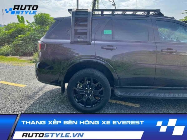 Thang Xếp Bên Hông Xe Everest – Nâng Tầm Tiện Ích Và Thẩm Mỹ Cho Người Yêu Off-Road