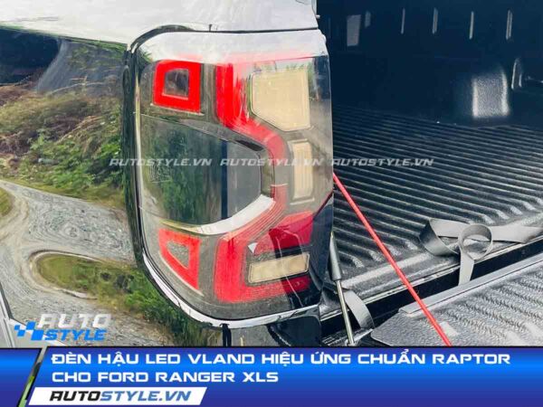 Bộ Đèn Hậu Led Vland Hiệu Ứng Chuẩn Raptor Cho Ford Ranger XLS
