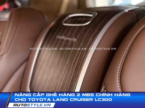 Nâng cấp ghế hàng 2 MBS chính hãng cho Toyota Land Cruiser LC300