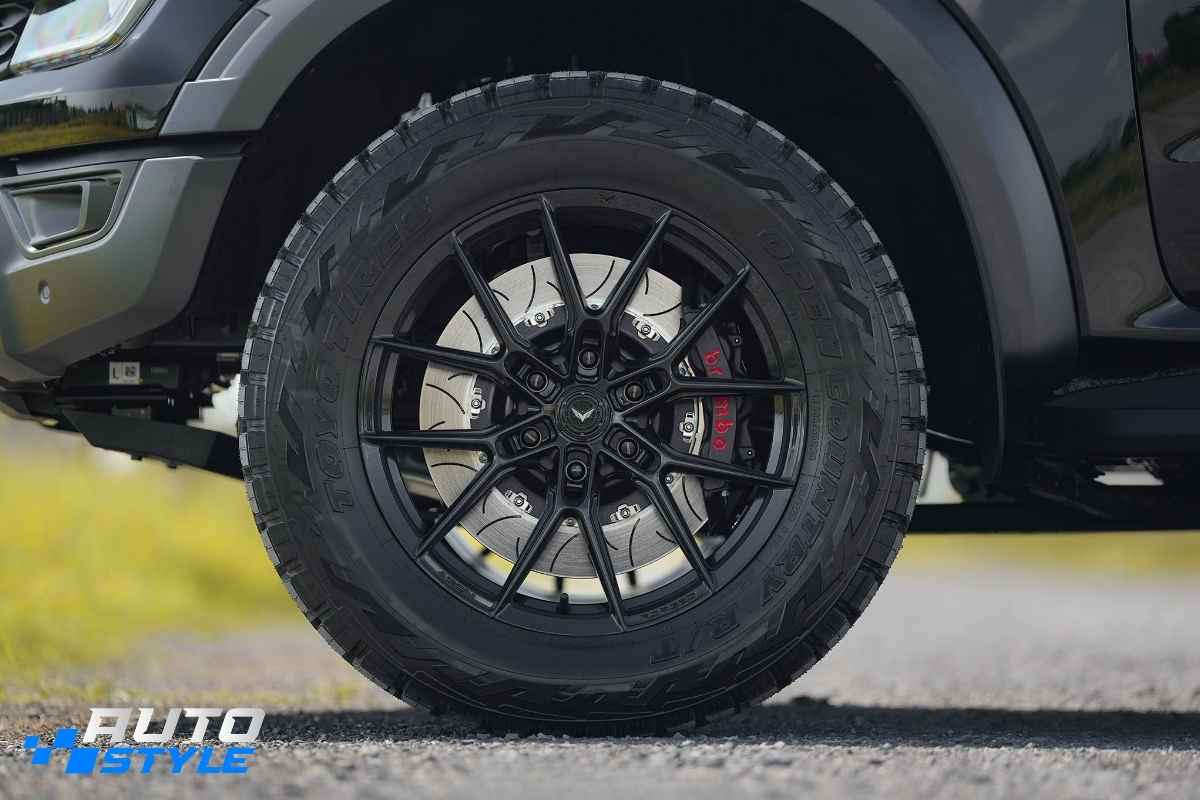 Ford Raptor 3.0 V6 Nâng Cấp Bộ Phanh Brembo Italia Nhập Ý Hiệu Năng Có mã QR check toàn cầu