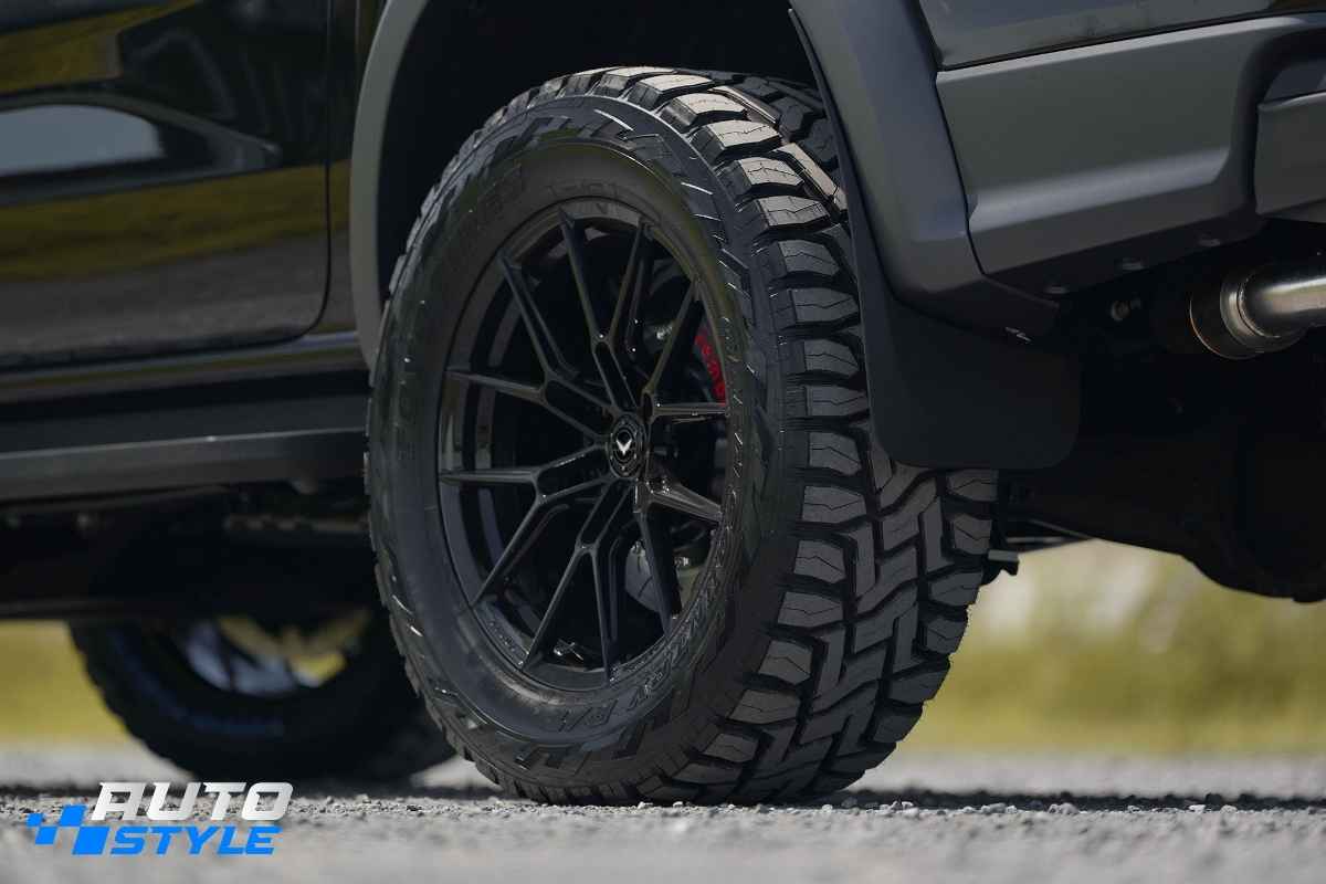 Ford Raptor 3.0 V6 Nâng Cấp Bộ Phanh Brembo Italia Nhập Ý Hiệu Năng Có mã QR check toàn cầu