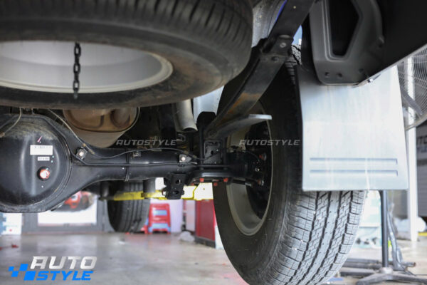 Mitsubishi Triton Lắp Bầu Hơi Trợ Tải Đừng Để Xe Xệ Đuôi Khi Thường Xuyên Chở Nặng
