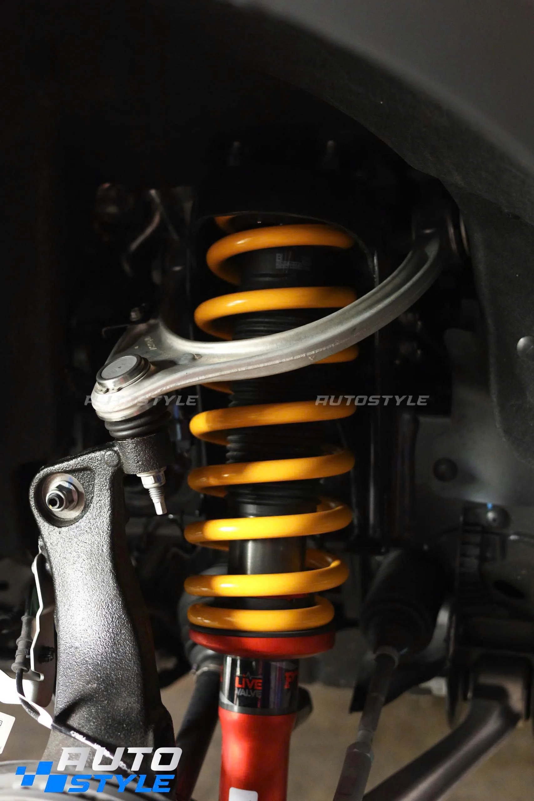 Raptor 3.0 V6 Lắp Lò Xo ARB: Kinh Nghiệm Nâng Gầm Tăng Tải