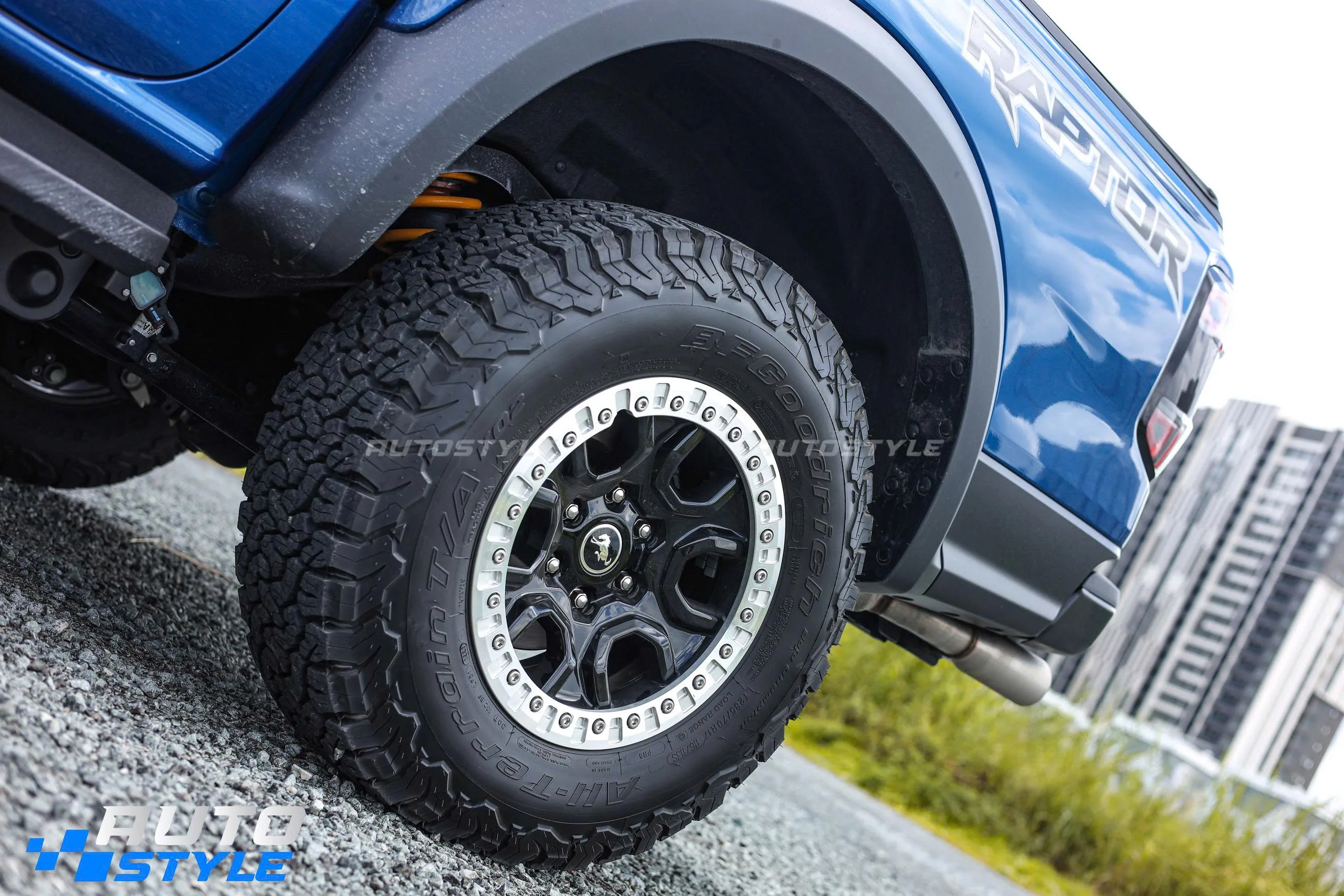 Ford Raptor 3.0 V6 Với 7 Option Nâng Cấp Cho Người Mới Nhập Môn Off-Road