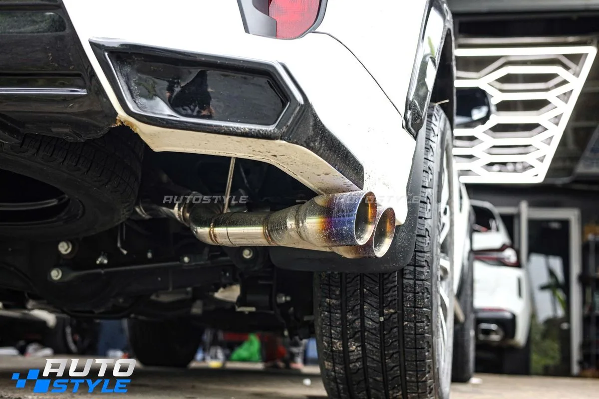 Pô Xả Kép Ra 1 Bên Ford Everest 2.3L EcoBoost: Giữ Nguyên Lốp Sơ Cua, Inox SUS304