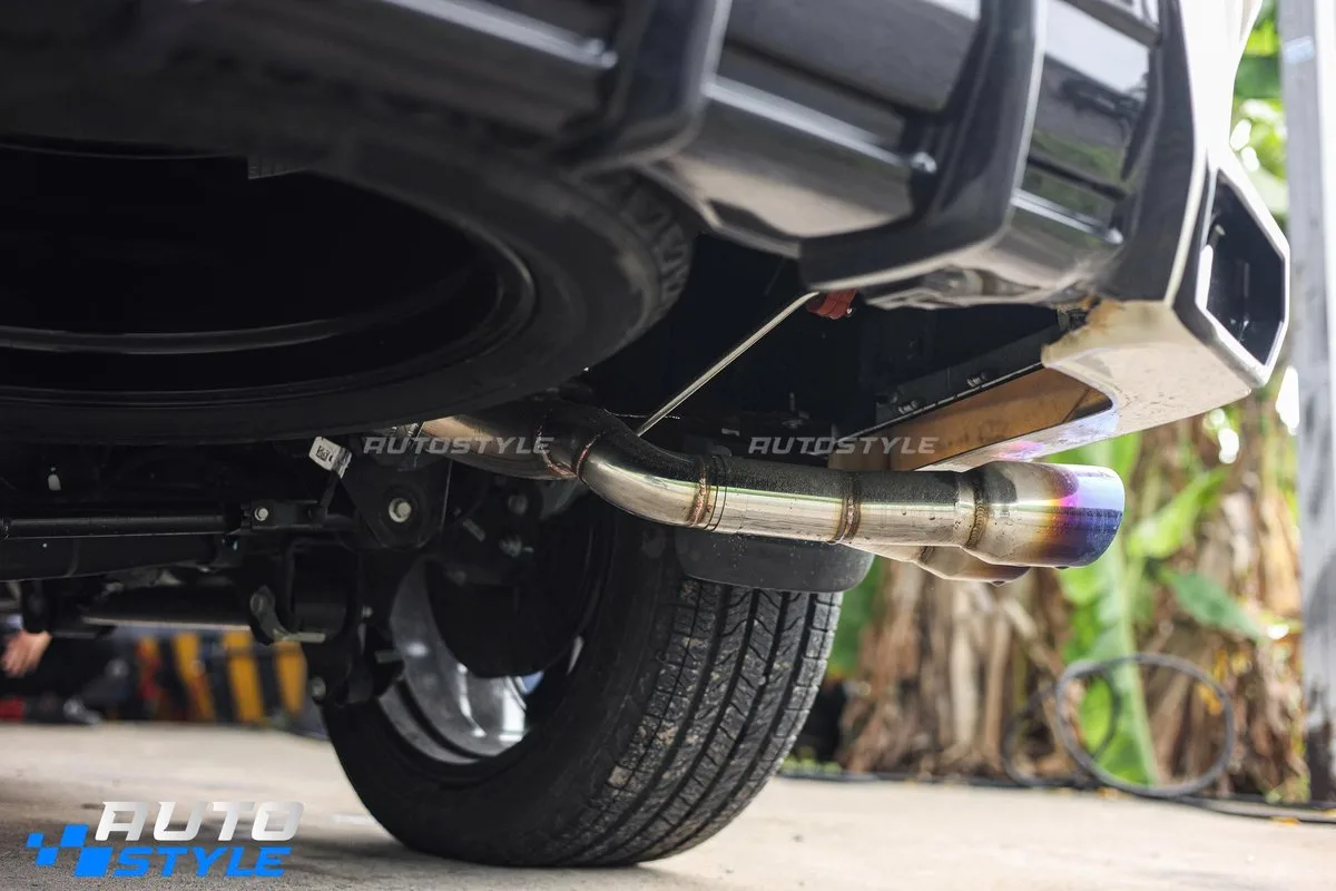 Pô Xả Kép Ra 1 Bên Ford Everest 2.3L EcoBoost: Giữ Nguyên Lốp Sơ Cua, Inox SUS304