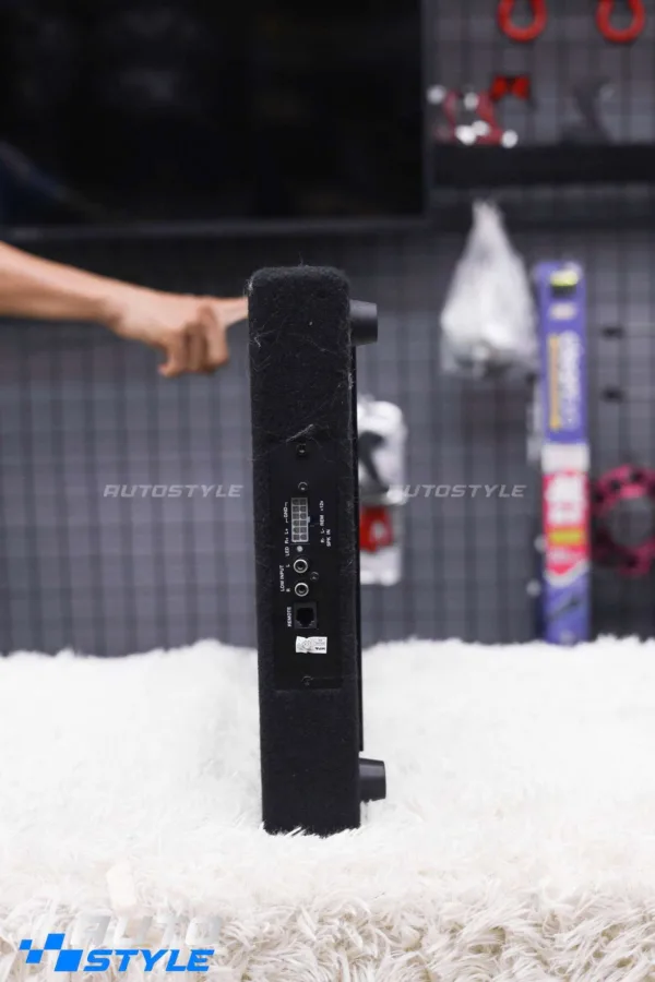 Sub Hơi Tích Hợp Amply Rockpower R10SL: Bass Sâu, Lắp Gọn Cho Xe Bán Tải